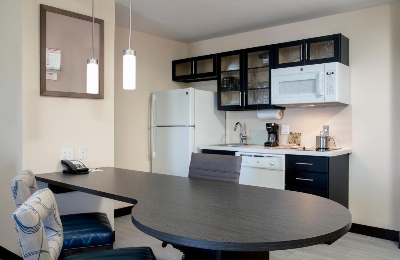 Candlewood Suites - Miami Exec Airport - Kendall By Ihg Country Walk Екстериор снимка